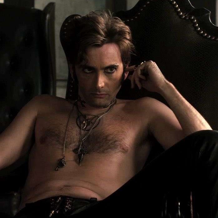 david tennant looking FINE AS FUCK (from fright night, 2011)